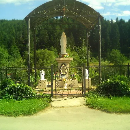 U Gostinnoyi Marichky *